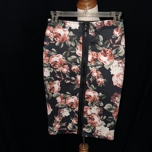 High waisted zip up pencil skirt